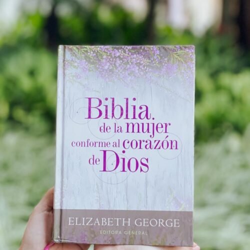 Biblia de la mujer conforme al corazón de Dios | Tapa dura