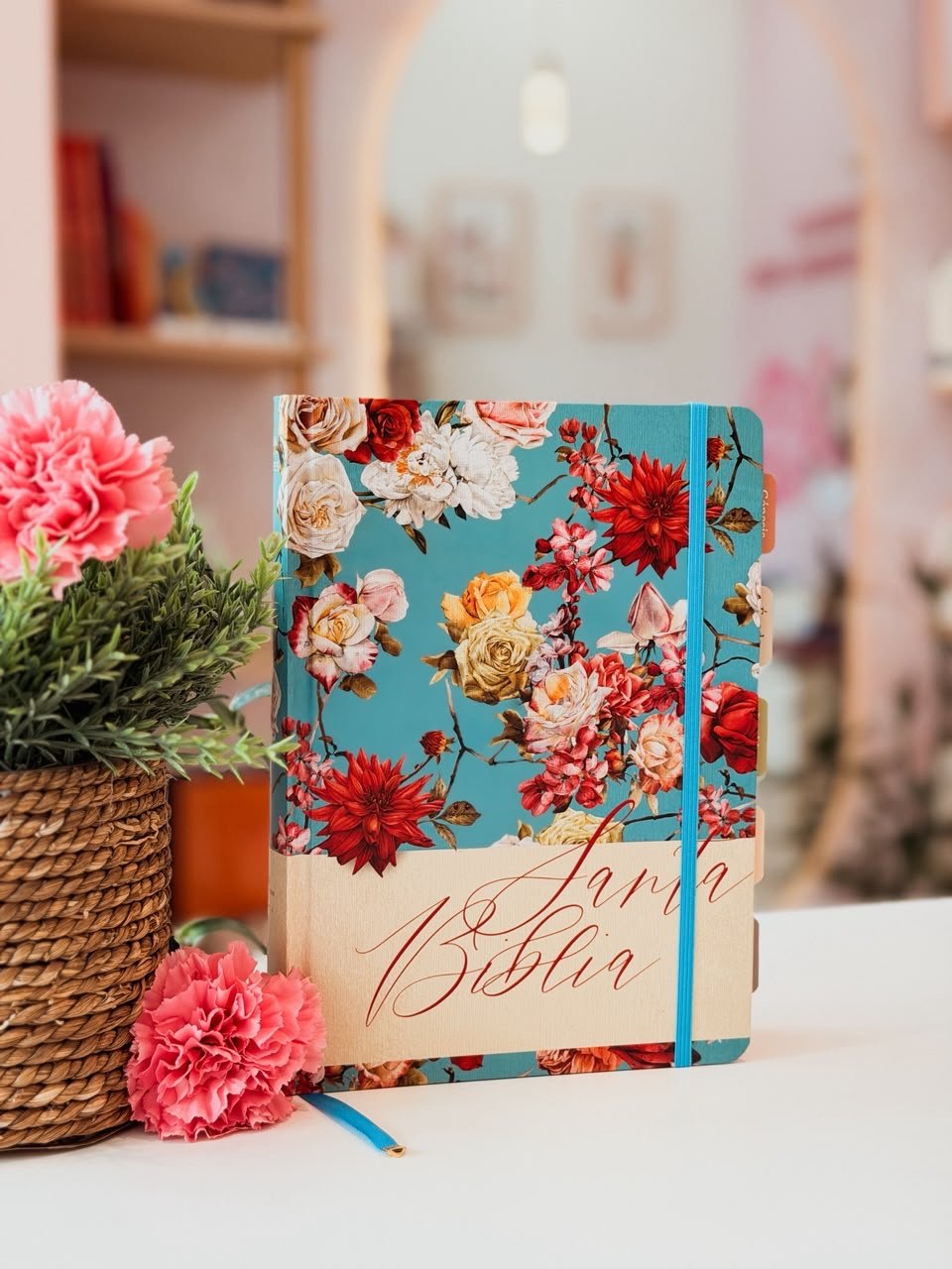 BIBLIA DE APUNTES REINA VALERA 1960 TAPA DURA CELESTE FLORAL - Image 2