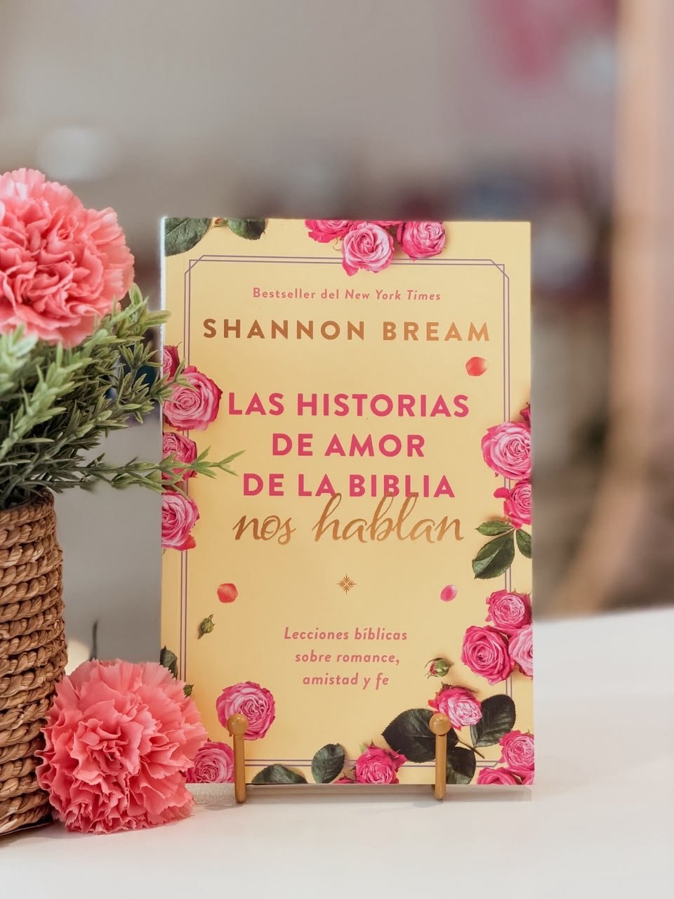 Las historias de amor de la Biblia nos hablan: Lecciones bíblicas sobre romance, amistad y fe.